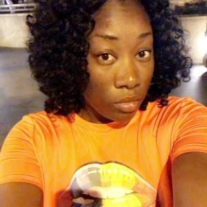 Meet your Posher, Tara